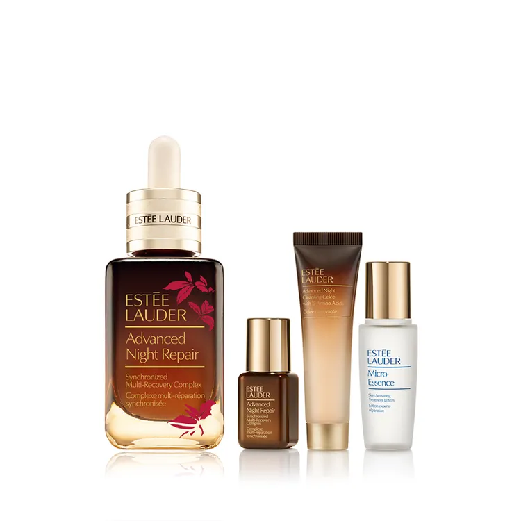 遠百嘉義Estée Lauder雅詩蘭黛馬上紅運小棕瓶修護組。遠百提供