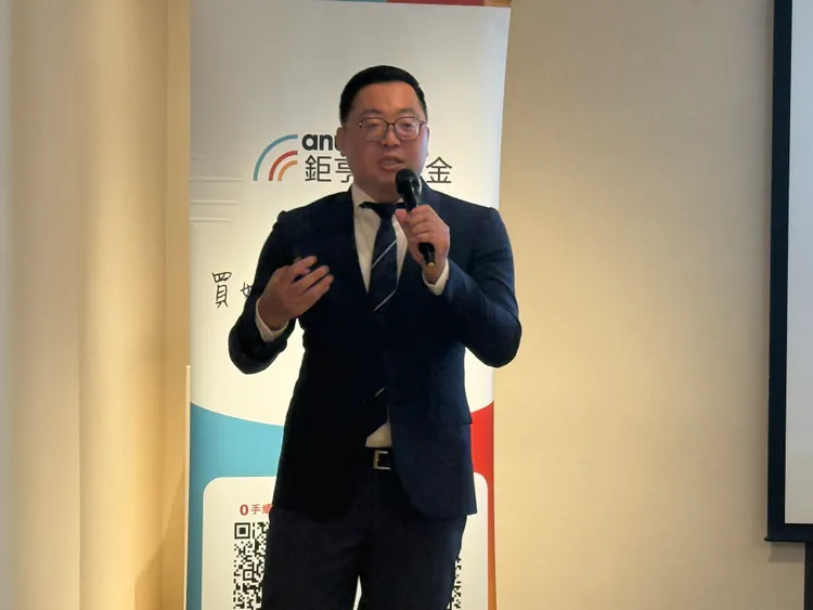 「鉅亨買基金」投資研究部門主管羅瑤庭。呂承哲攝