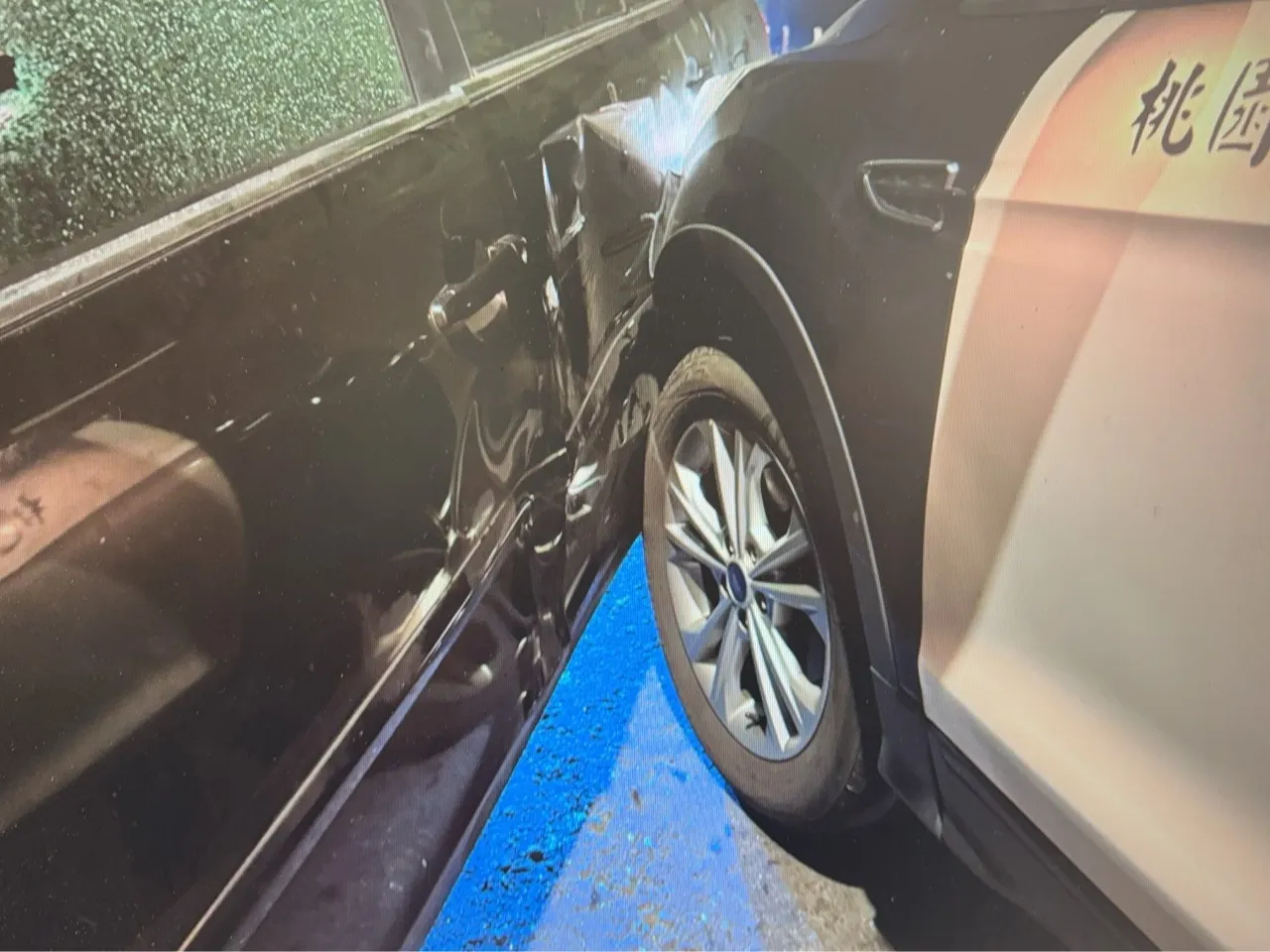 警車圍堵。中壢警分局提供