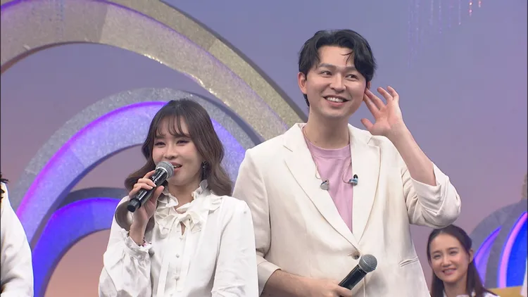 杜忻恬（左）、李子森。中視提供