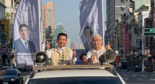 初选冲刺！获陈其迈公开肯定市政熟稔度　许智杰发布新宣传争取支持