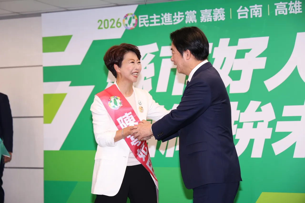 陳亭妃說，若以「清廉、勤政、愛鄉土」的標準，自己再被問到是否要再與誰切割？自己又該如何回答？記者莊宗達攝