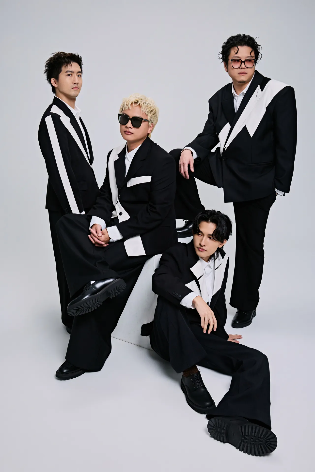 冰球樂團成軍13年，從50人場地唱上北流超勵志。何樂音樂提供