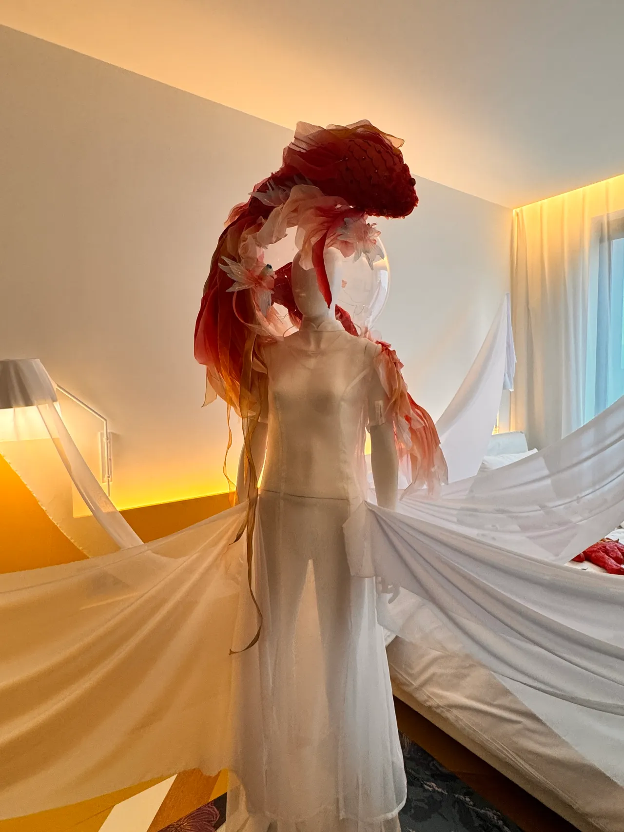 APUJAN将房间内布置成奇幻海底世界。刘旻君摄