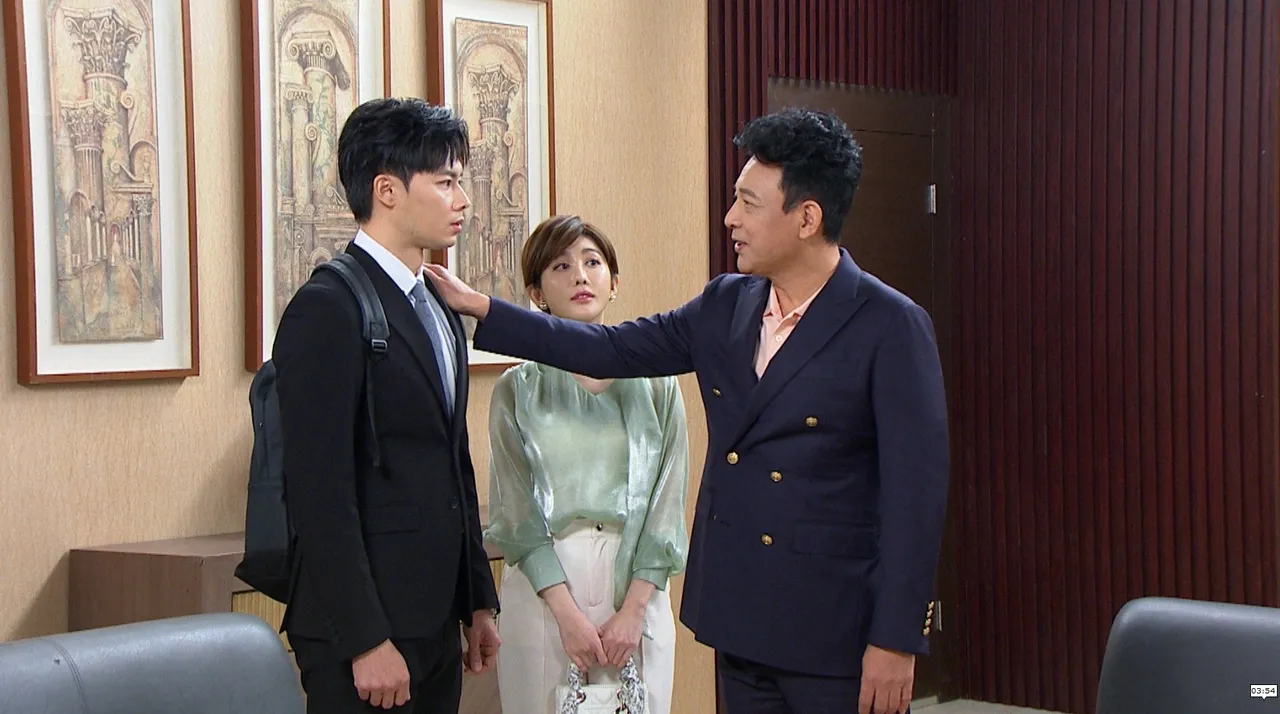 胡鴻達（右起）首次與王晴、羅子惟合作。民視提供