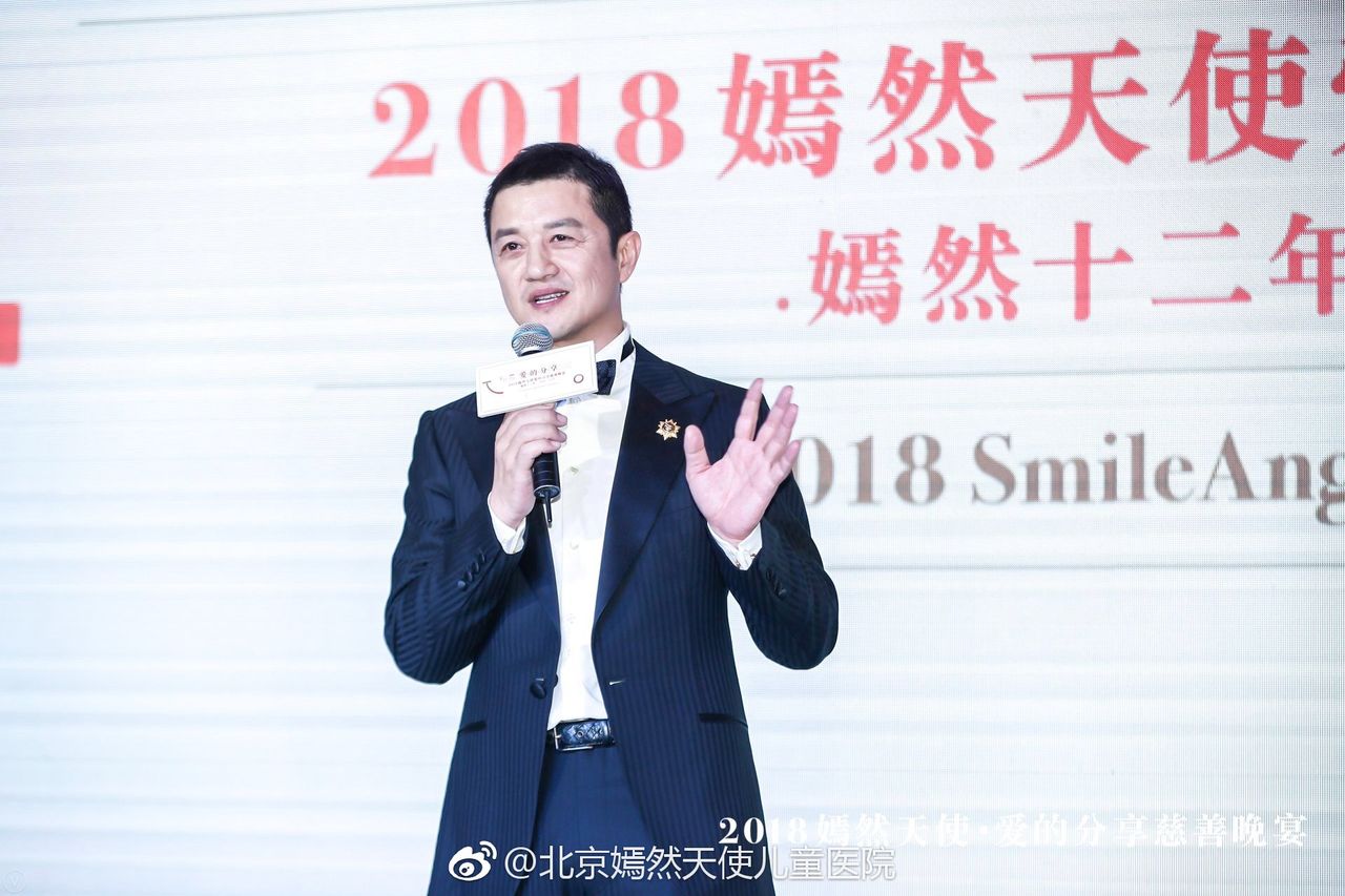 少了王菲光環!李亞鵬名下醫院欠租1.2億遭驅趕 感慨「會站好最後一班崗」