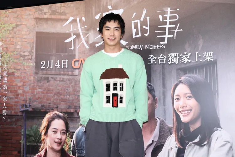 曾敬驊透露金馬獎座供奉在宜蘭家中的神明廳。莊宗達攝