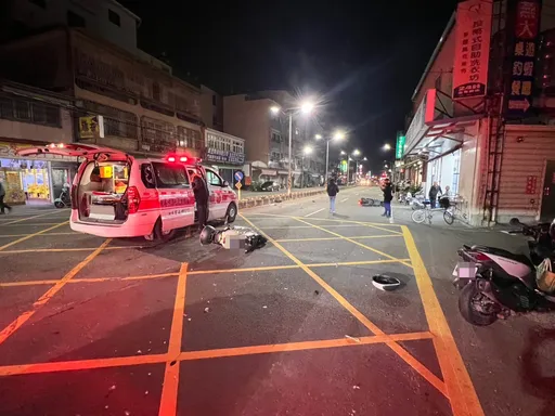 燕巢越籍女子騎車直接左轉！後方直行車未減速撞上　24歲軍人傷重不治