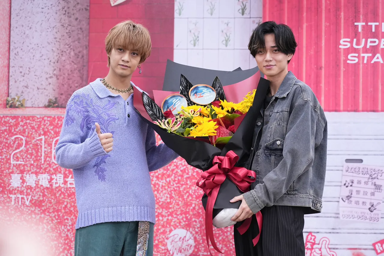 高橋海人（左）、永瀬廉想來台灣開演唱會。彭欣偉攝