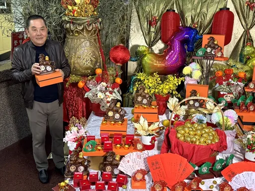 孝子苦排14天抢拿「马年钱母」！竹山紫南宫10万人龙绵延10公里