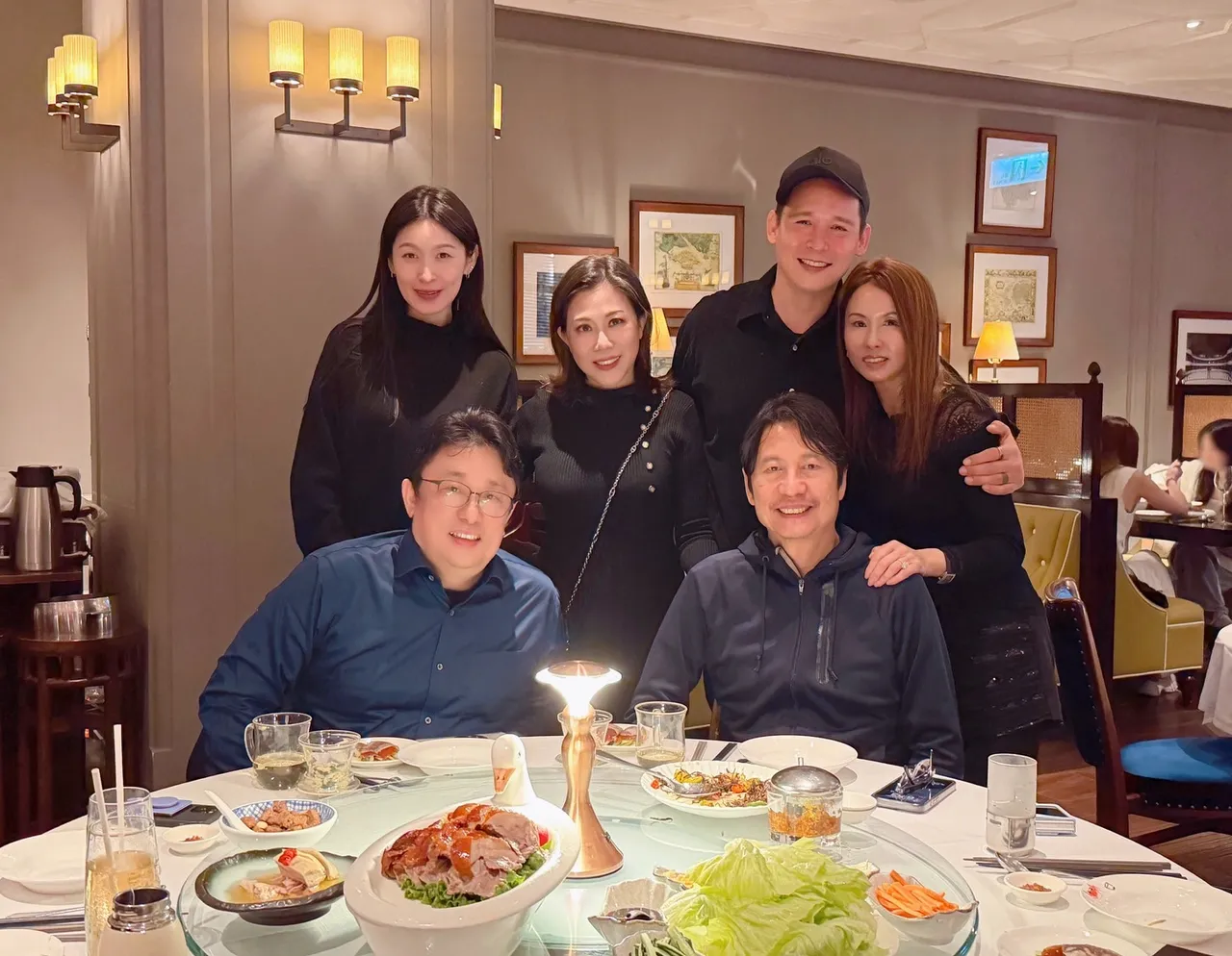 超级吉屋租给倪安东管罄。马可孛罗公关