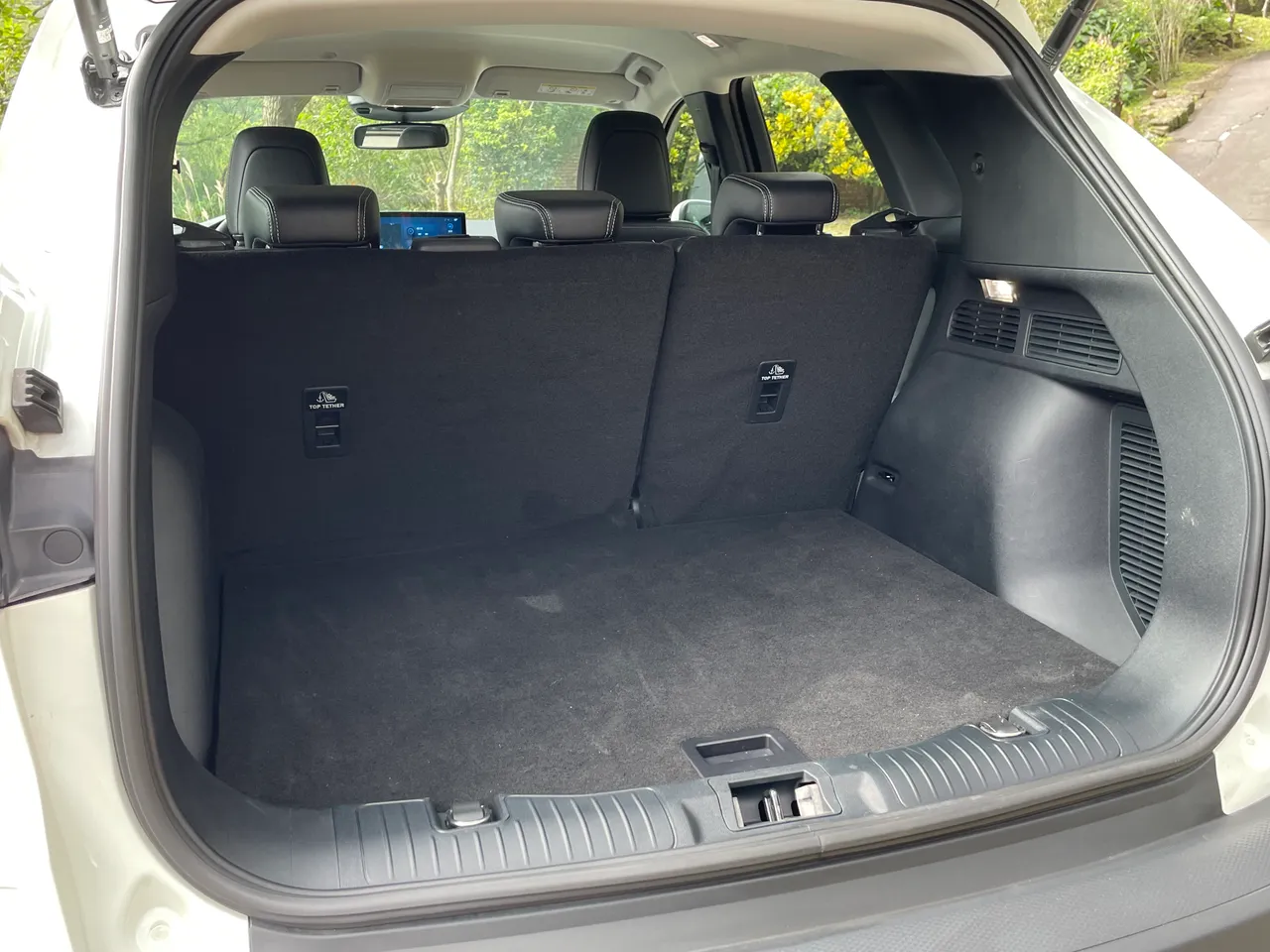 行李廂底板平整，搭配4/6分離後座可靈活擴增置物空間。林浩昇攝