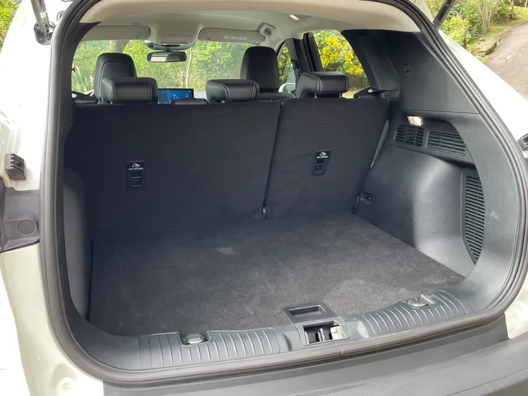 行李廂底板平整，搭配4/6分離後座可靈活擴增置物空間。林浩昇攝