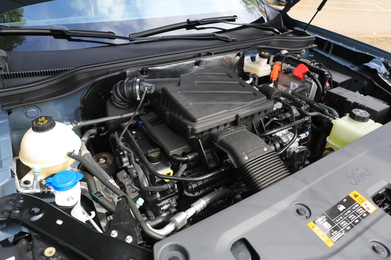 Ford Territory Per4mance Hybrid搭載1.5升四缸渦輪引擎與電動馬達，綜效輸出245ps、55.6kgm，平均油耗可達20km/L的高水準。林浩昇攝