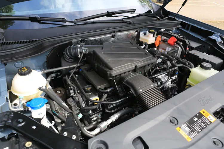 Ford Territory Per4mance Hybrid搭載1.5升四缸渦輪引擎與電動馬達，綜效輸出245ps、55.6kgm，平均油耗可達20km/L的高水準。林浩昇攝