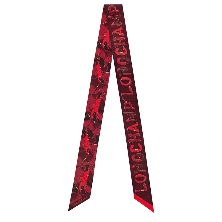 馬年限定系列束髮帶，5000元。品牌提供