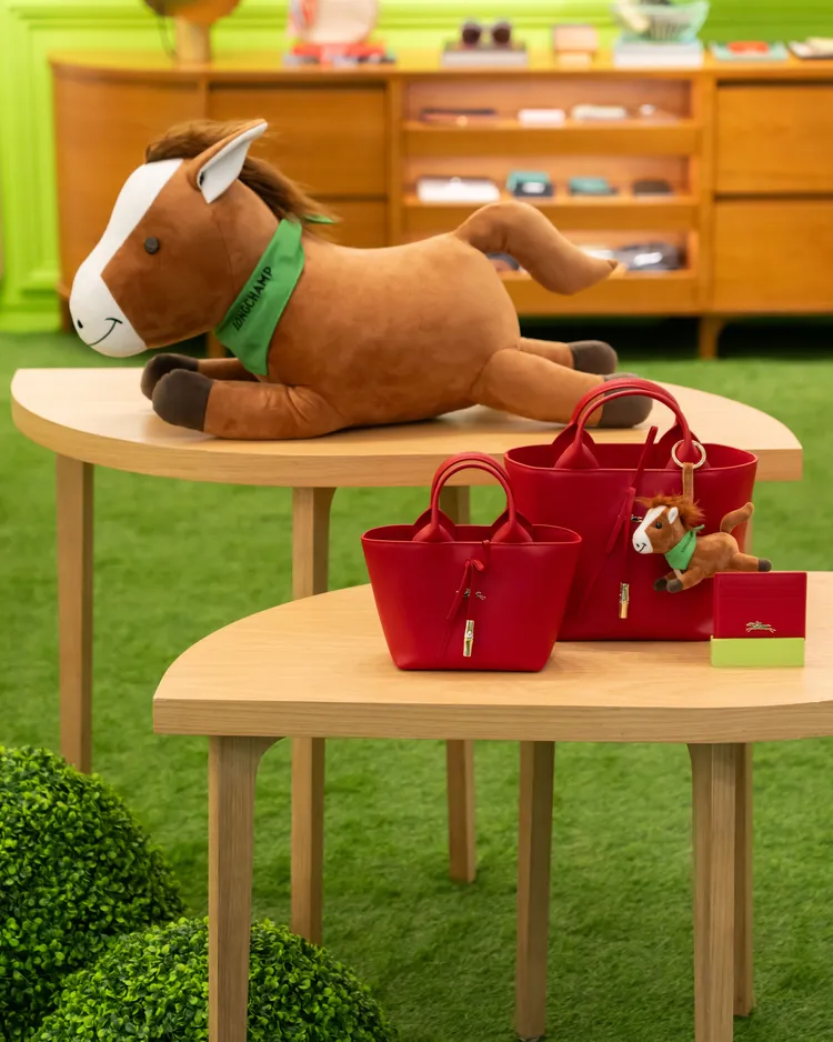 Longchamp「搖搖馬樂園」新春限定活動。品牌提供