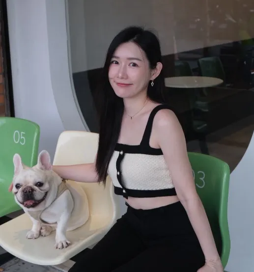 「Mida圣媛」IG有7.3万粉丝。翻摄mida77777IG