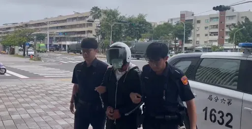 槟榔摊主掏「亡父遗物」助阵　制式手枪伤3人下场曝光