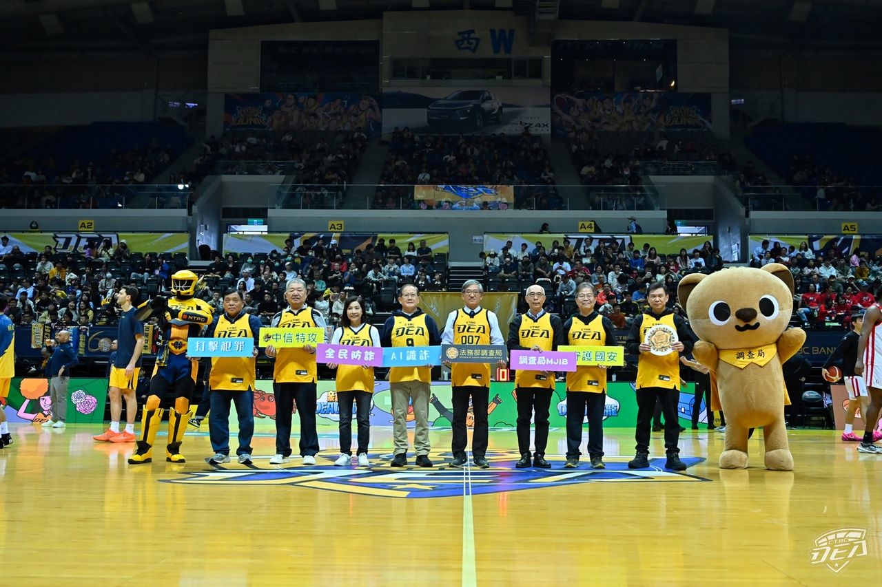 調查局長陳立白化身「打詐達人」 盼全民提高警覺