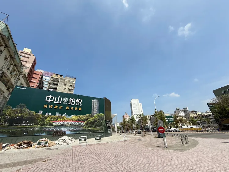 興富發「中山鉑悦」屬高雄去年最賣個案，不少興富發擁戴者認為，跟著建商買房中長期會有增值空間。葉家銘攝