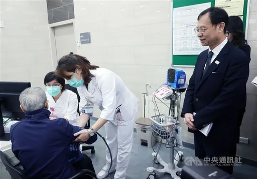 春節就醫看這篇！假日急症中心、特別門診開診時間一次看