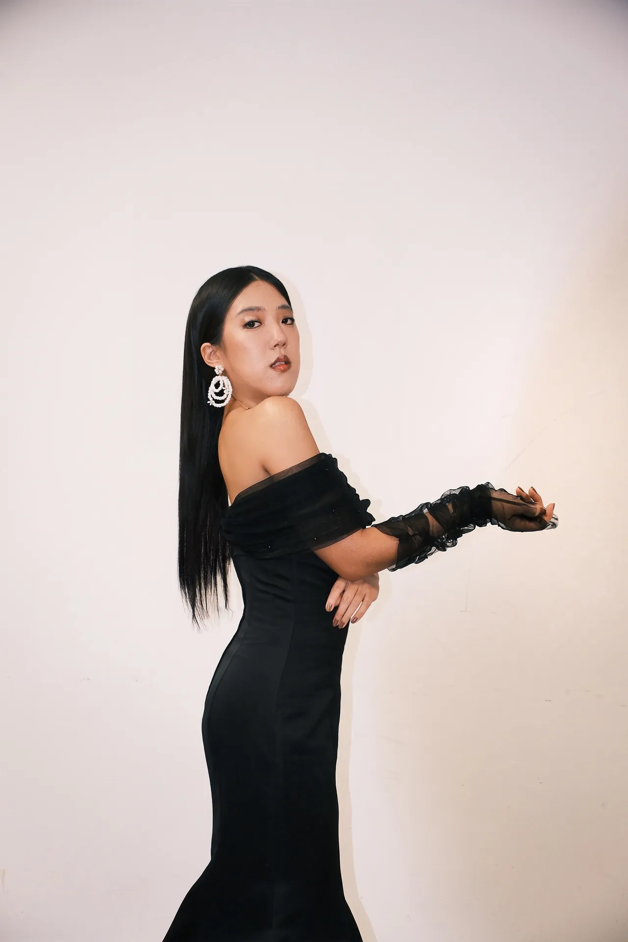 從科技業尾牙、犀利趴到金馬獎典禮，李竺芯征戰過各種舞台。時藝多媒體提供