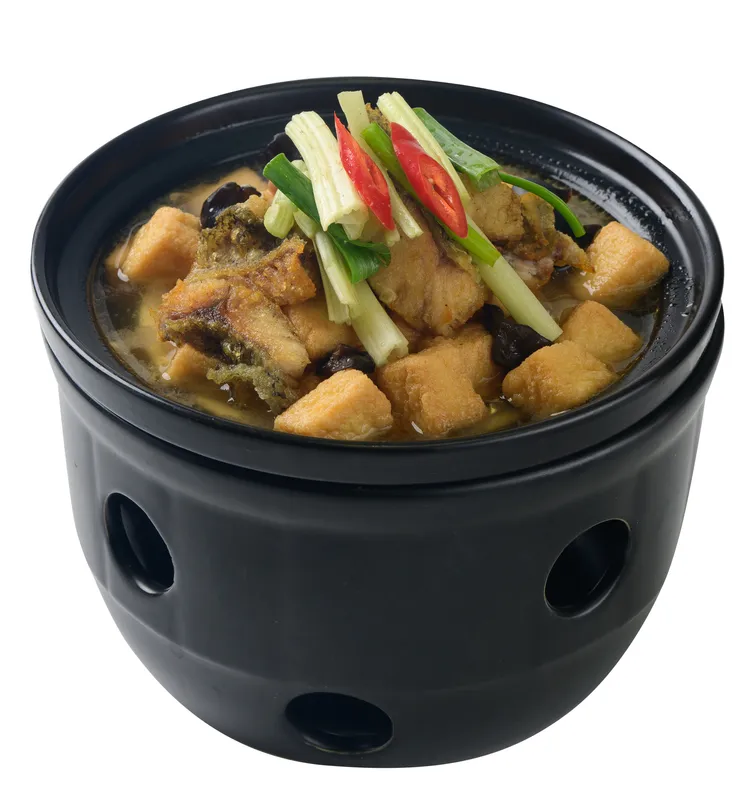 粵式豆醬鮮魚煲。業者提供