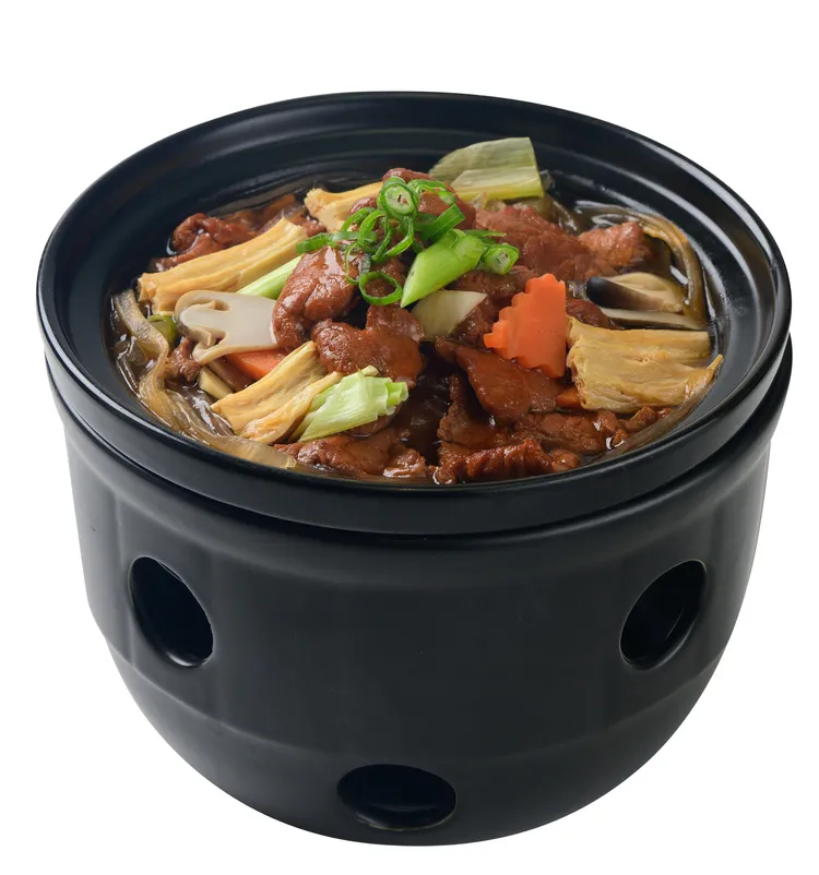 沙嗲牛肉粉絲煲。業者提供