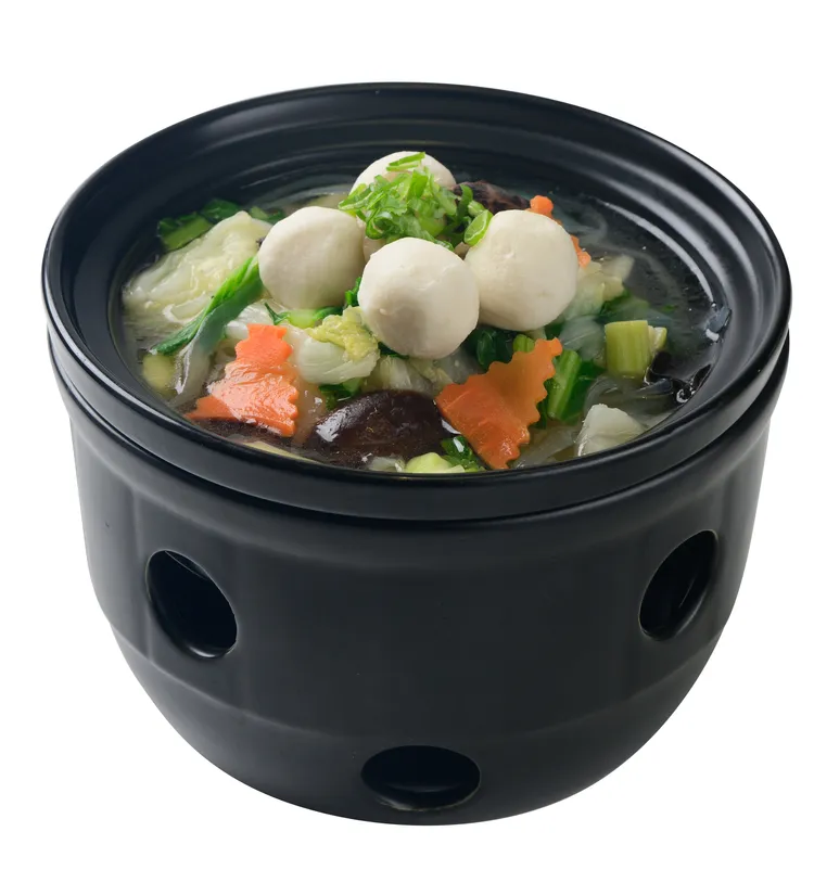 潮汕魚丸家常煲。業者提供