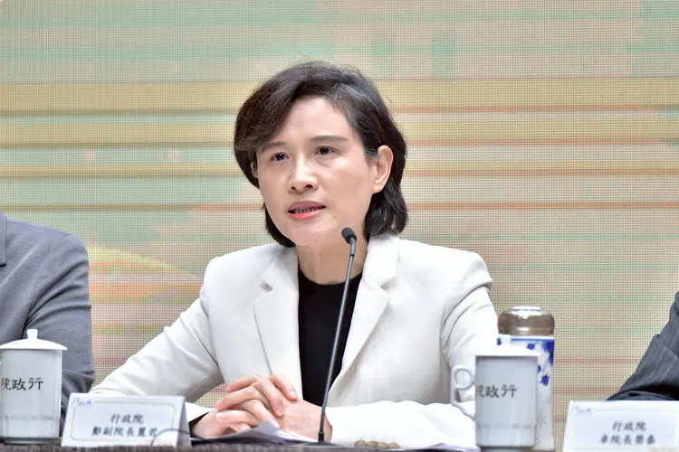 行政院副院長鄭麗君。行政院提供