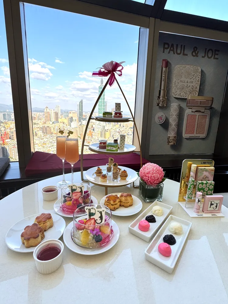 台北遠東香格里拉 x PAUL & JOE「花漾巴黎」聯名下午茶，每位1480+10%元起。張家玲攝