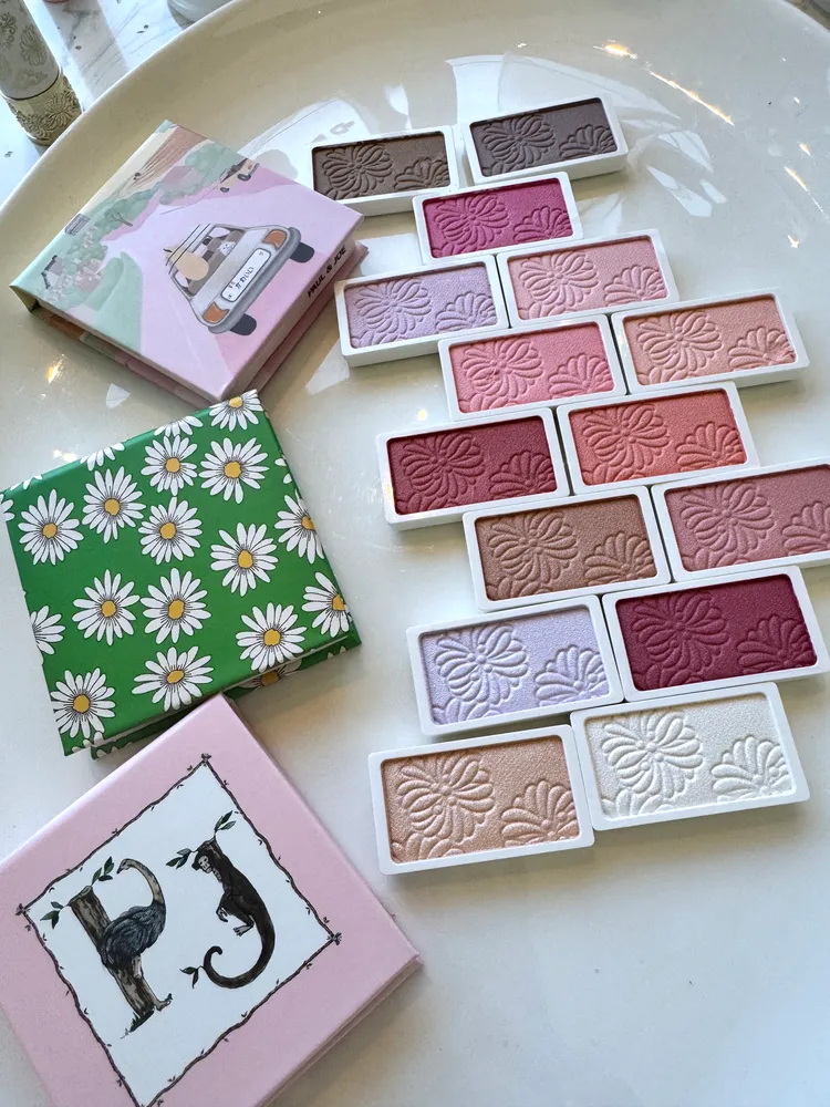 巴黎時尚糖果腮紅餅/打亮餅/修容餅（不含盒），各600元。張家玲攝