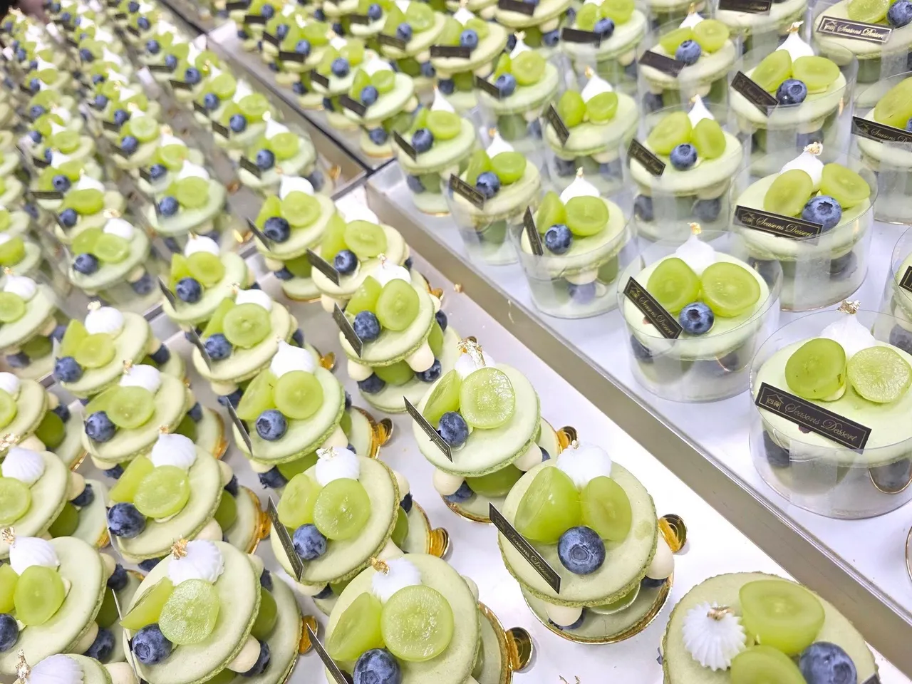 甜点夯店称绿葡萄「青提」　被呛滚出台湾！急发声明曝原因