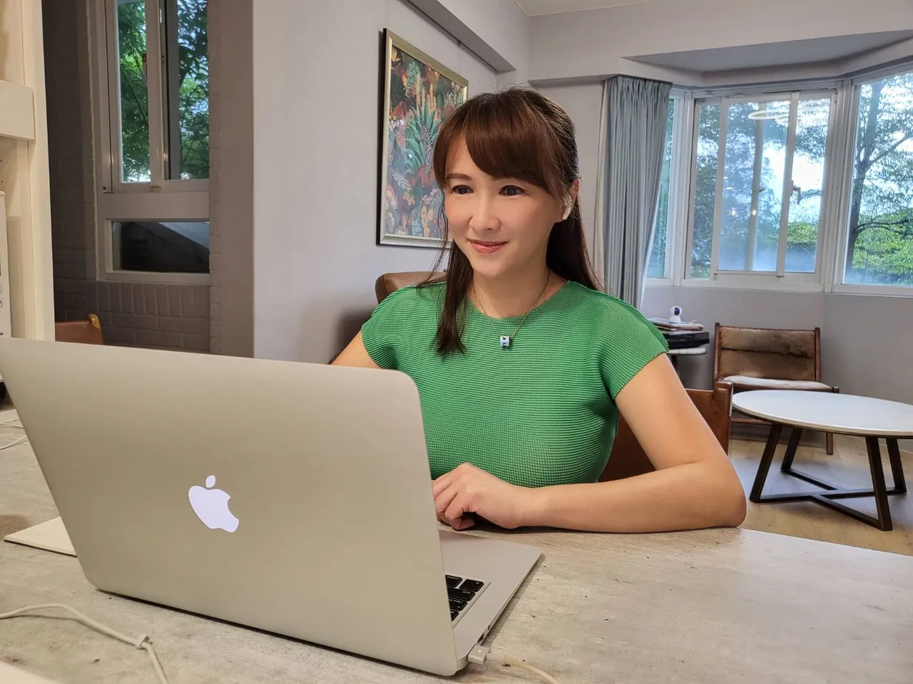 华邦电飙破百元！一度惨跌到13.2元　害女主播「家庭失和」