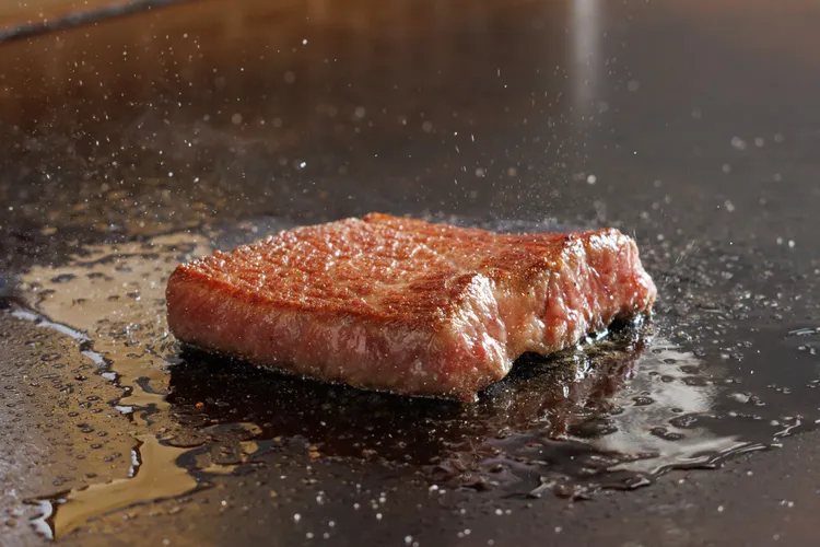 優質日本A5和牛為「季樂和牛鐵板燒」的核心。豊漁餐飲集團提供