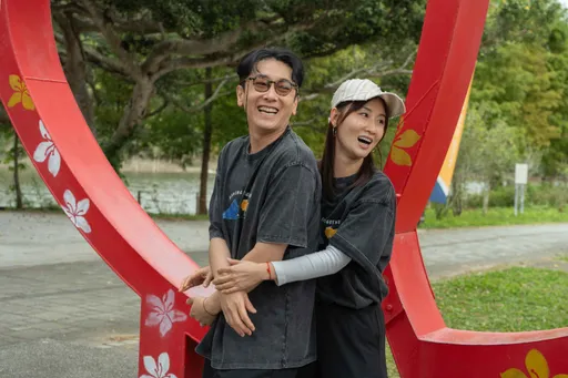 施名帥、朱芷瑩首曝戀愛內幕　聊到規定「睡前禁言」