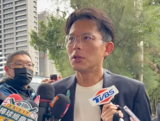  赖清德轰蓝白提弹劾浪费时间！黄国昌呛：大罢免浪费一整年