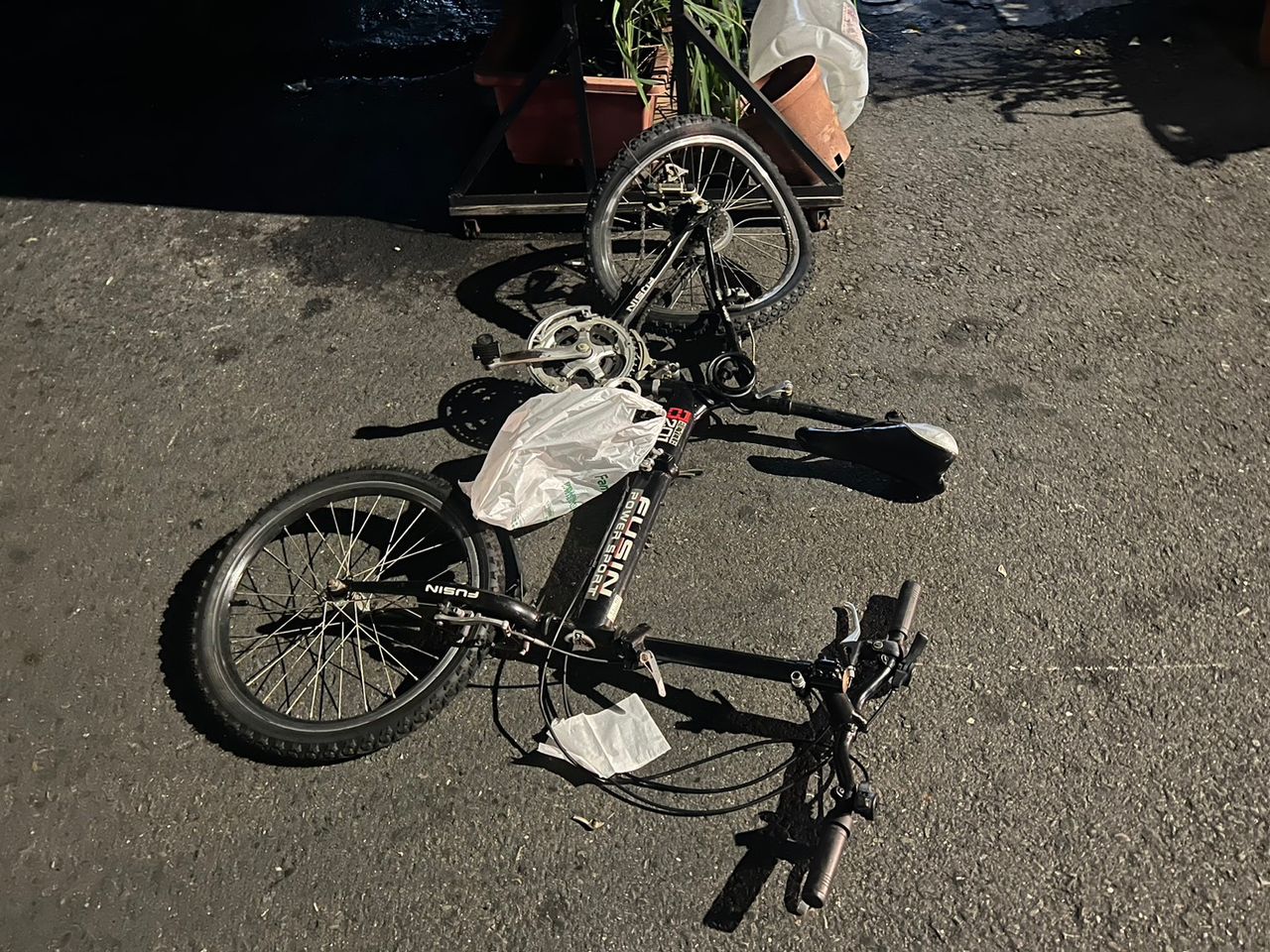 自小客撞倒自行車!駕駛不告而別 警方查緝到案一酒測就分曉