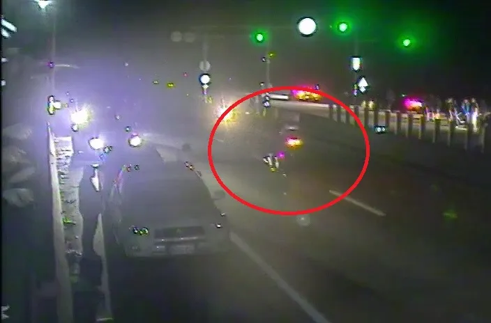 無牌改裝機車在苗栗台72線競速狂飆。民眾提供