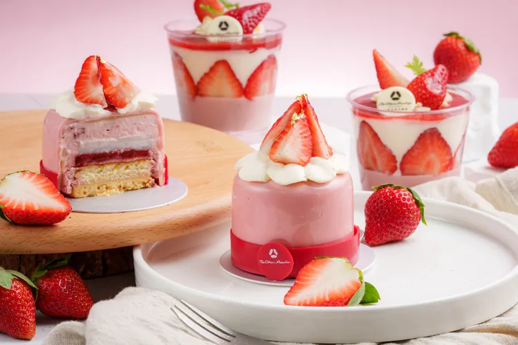 草莓白玉慕斯包裹Q彈白玉與草莓果醬。業者提供