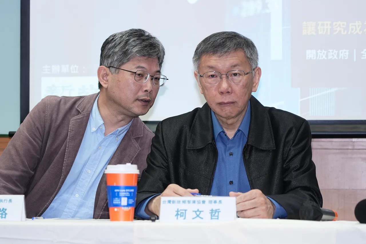 民眾黨第五屆「眾智成城」博、碩士論文獎啟動暨徵件記者會，民眾黨前主席柯文哲。彭欣偉攝