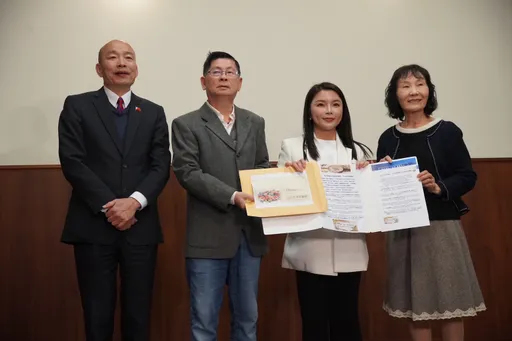 雲林夫婦滯留阿布達比返台　當面向韓國瑜、張嘉郡致謝　