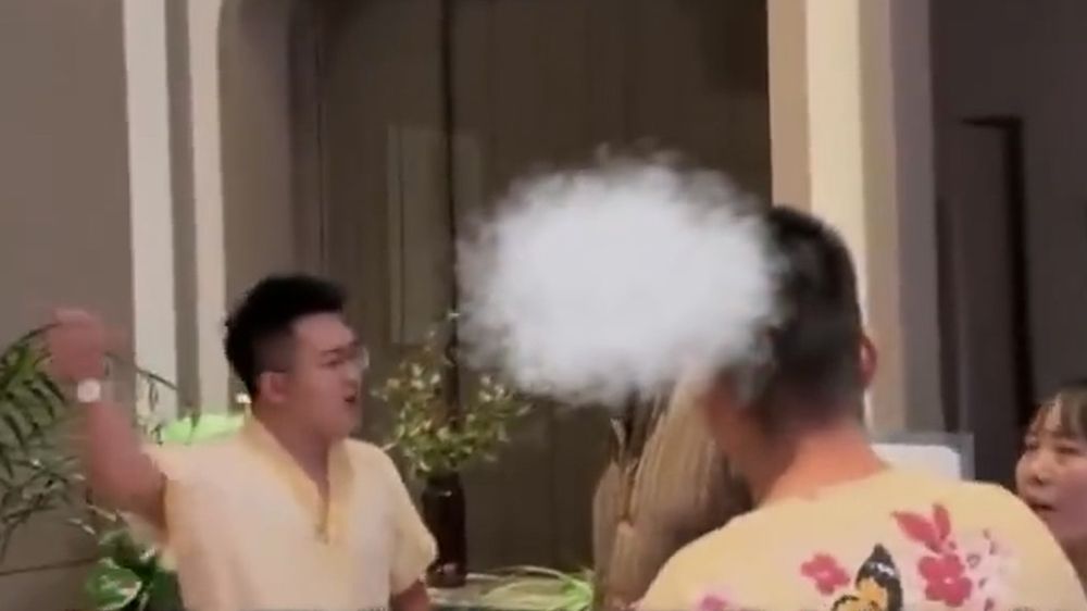 男闖女湯待7分鐘 業者:他不是偷窺只是去打老婆