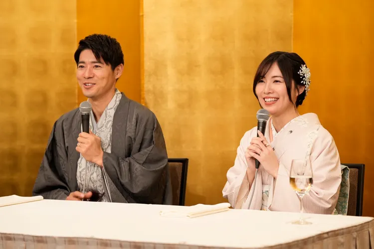 辻本達規（左）和松井珠理奈侃侃而談交往過程和求婚細節。翻攝ENCOUNT