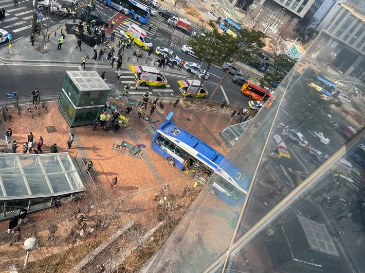 現場慘況。翻攝自X @sonsarang3814