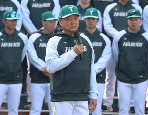 洪一中自爆要挖布坎南！富邦悍将「震惊」　台雄雄鹰急道歉