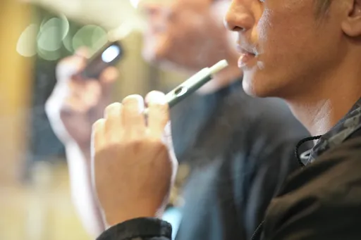 加熱菸200支免稅！春節前7大「2月新制」上路　高鐵直達車不停台中