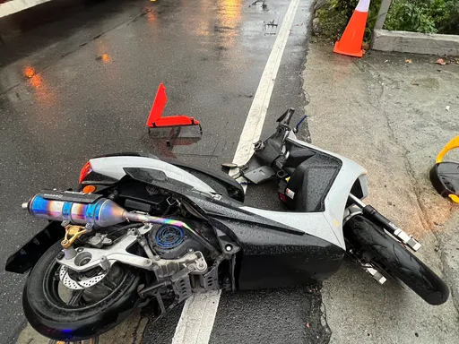 雨天釀禍？樹林28歲騎士疑路面溼滑衝撞逆向車　搶救無效亡