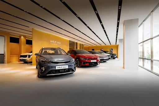 全台首場Kia Select原廠精選中古車展登場　逾50輛公務與試乘車集中亮相